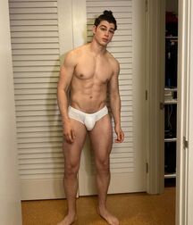 PIERRE BOO - TIKTOK STAR FROM FRANCE  6263c78224836.jpg