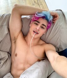 PIERRE BOO - TIKTOK STAR FROM FRANCE  6263c79989e4e.jpg