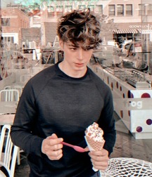PIERRE BOO - TIKTOK STAR FROM FRANCE  6263c88071e94.jpg