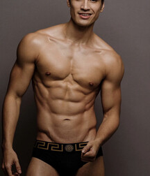 HANS WEISER - BRAZILIAN MALE MODEL 627f4461835ff.jpg