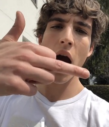 AMERIGO VALENTI - ITALIAN MALE MODEL 6280c20818a7d.jpeg