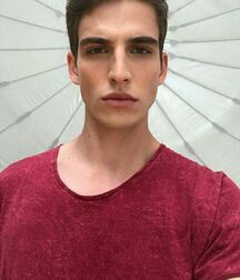 AMERIGO VALENTI - ITALIAN MALE MODEL 6280c214511dc.jpg