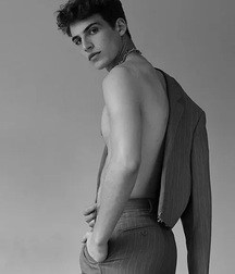 AMERIGO VALENTI - ITALIAN MALE MODEL 6280c23cd6efa.jpg