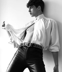 AMERIGO VALENTI - ITALIAN MALE MODEL 6280c2425bde0.jpg