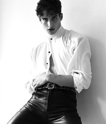 AMERIGO VALENTI - ITALIAN MALE MODEL 6280c2442a805.jpg