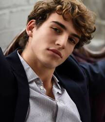 AMERIGO VALENTI - ITALIAN MALE MODEL 6280c24cbb3fe.jpg