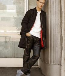Ryan Taylor - Canadian Male Fashion Model 628112e5a3bb5.jpg