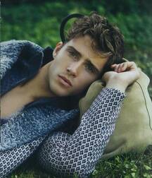 Ryan Taylor - Canadian Male Fashion Model 628112fe8c57a.jpg