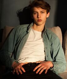 CHRISTOPHER BRODOWSKI - POLISH MALE MODEL 6281383dea42f.jpg
