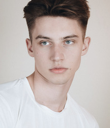CHRISTOPHER BRODOWSKI - POLISH MALE MODEL 62813897f15b1.jpg