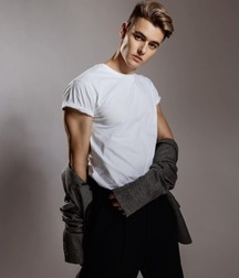 TIM TROETSCHEL - GERMAN MALE MODEL 628398e000014.jpg