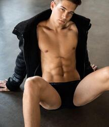 TIM TROETSCHEL - GERMAN MALE MODEL 628399285a141.jpg