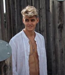 TIM TROETSCHEL - GERMAN MALE MODEL 6283993c4029b.jpg