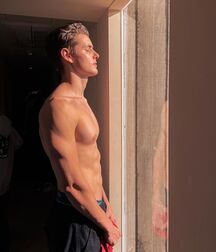 TIM TROETSCHEL - GERMAN MALE MODEL 62839944ded04.jpg