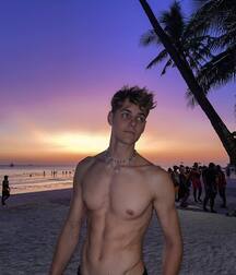 TIM TROETSCHEL - GERMAN MALE MODEL 628399510c670.jpg