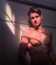 TIM TROETSCHEL - GERMAN MALE MODEL 62839997233e6.jpg