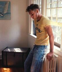KLINE BARFIELD - AMERICAN MODEL 62849d4e8e620.jpg