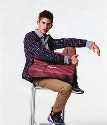 LUCCA SCHLENKER - BRAZILIAN MALE MODEL 62857ae87d85e.jpg