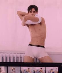 VICTOR PALHARES - BRAZILIAN MALE MODEL 6287a27594c23.jpg