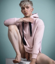 BARTEK KLINSKI - KARRDE.PL 62886b68039c7.jpg