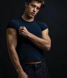 Jerrin Strenge - American Model 628f8e06ea336.jpg