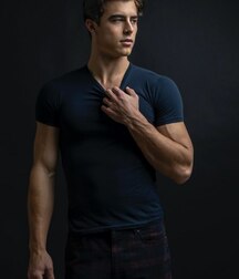 Jerrin Strenge - American Model 628f8e08b9caf.jpg