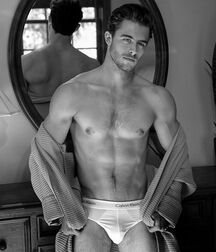 Jerrin Strenge - American Model 628f8e6a0ecb8.jpg