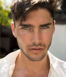 Charlie Matthews - American Model 628f8f0aa969e.jpg