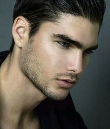 Charlie Matthews - American Model 628f8f1fda47e.jpg