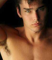 Charlie Matthews - American Model 628f8f2b27193.jpg