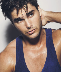 Charlie Matthews - American Model 628f8f4ac7659.jpg
