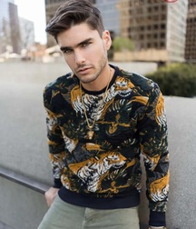 Charlie Matthews - American Model 628f8fb3a09df.jpg