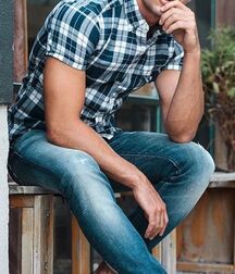 Charlie Matthews - American Model 628f8ffe7edd2.jpg