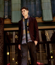 Charlie Matthews - American Model 628f901d826f9.jpg