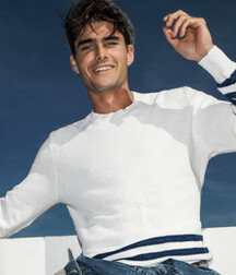 Charlie Matthews - American Model 628f90409b856.jpg