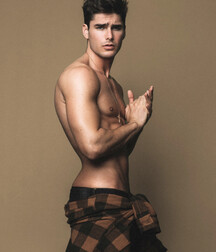 Charlie Matthews - American Model 628f904a1536b.jpg