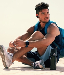 Charlie Matthews - American Model 628f905acb85d.jpg