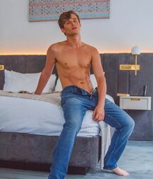 Reise Dozier - American Male Model 6290d304cf781.jpg