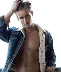 Reise Dozier - American Male Model 6290d311c3475.jpg