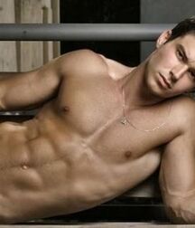 Bernardo Velasco -  Brazilian Models,  6290eee49b86a.jpg