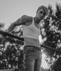 Micah Plath - AMERICAN MALE MODEL 62bb06f6298fd.jpg