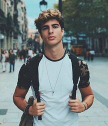 EDUARD TORRES - SPANISH MALE MODEL 62bc504d770de.jpg
