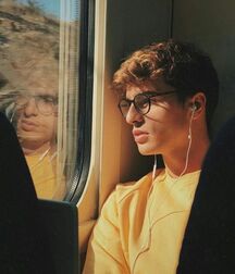 EDUARD TORRES - SPANISH MALE MODEL 62bc507b7f3b8.jpg