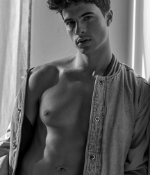 EDUARD TORRES - SPANISH MALE MODEL 62bc509537991.jpg