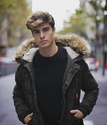 EDUARD TORRES - SPANISH MALE MODEL 62bc50bba2ffe.jpg