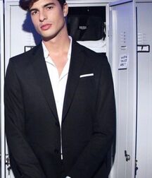 EDUARD TORRES - SPANISH MALE MODEL 62bc50c4dd235.jpg