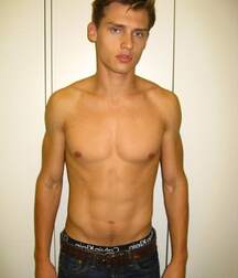 VLADIMIR IVANOV - RUSSIAN FASHION MODEL 62bdb950c0305.jpg