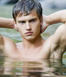 VLADIMIR IVANOV - RUSSIAN FASHION MODEL 62bdb9633636d.jpg