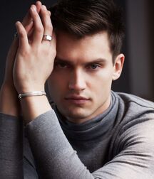 VLADIMIR IVANOV - RUSSIAN FASHION MODEL 62bdb96e6b517.jpg