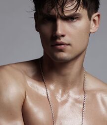 VLADIMIR IVANOV - RUSSIAN FASHION MODEL 62bdb97052075.jpg